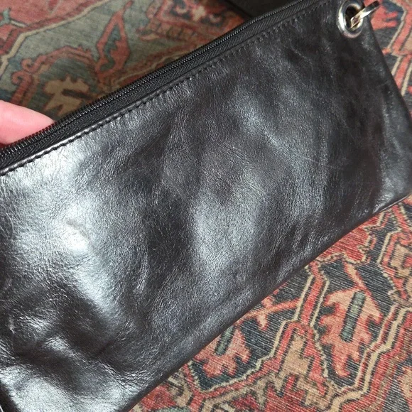 HOBO Black Leather Wristlet Clutch - Picture 4 of 9